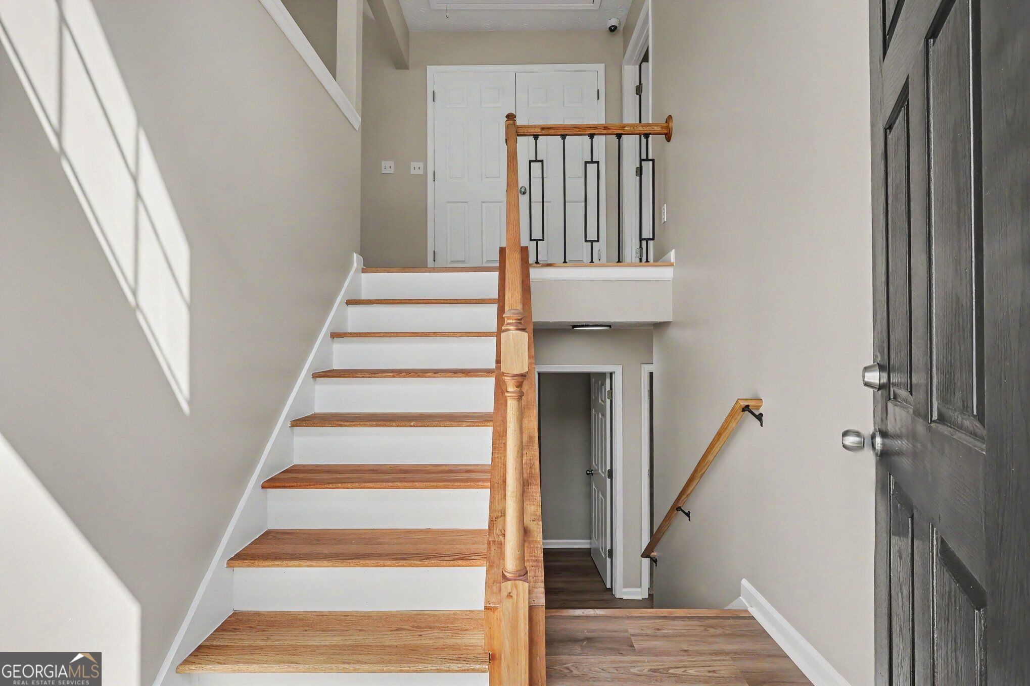 3220 Diamond Bluff Property Photo 5