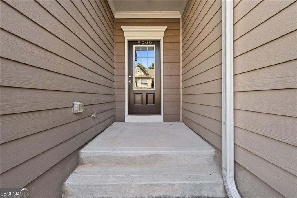 5999 Cobblestone Creek Trail Property Photo 7