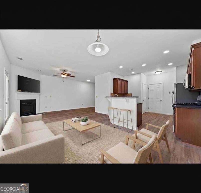 5999 Cobblestone Creek Trail Property Photo 10