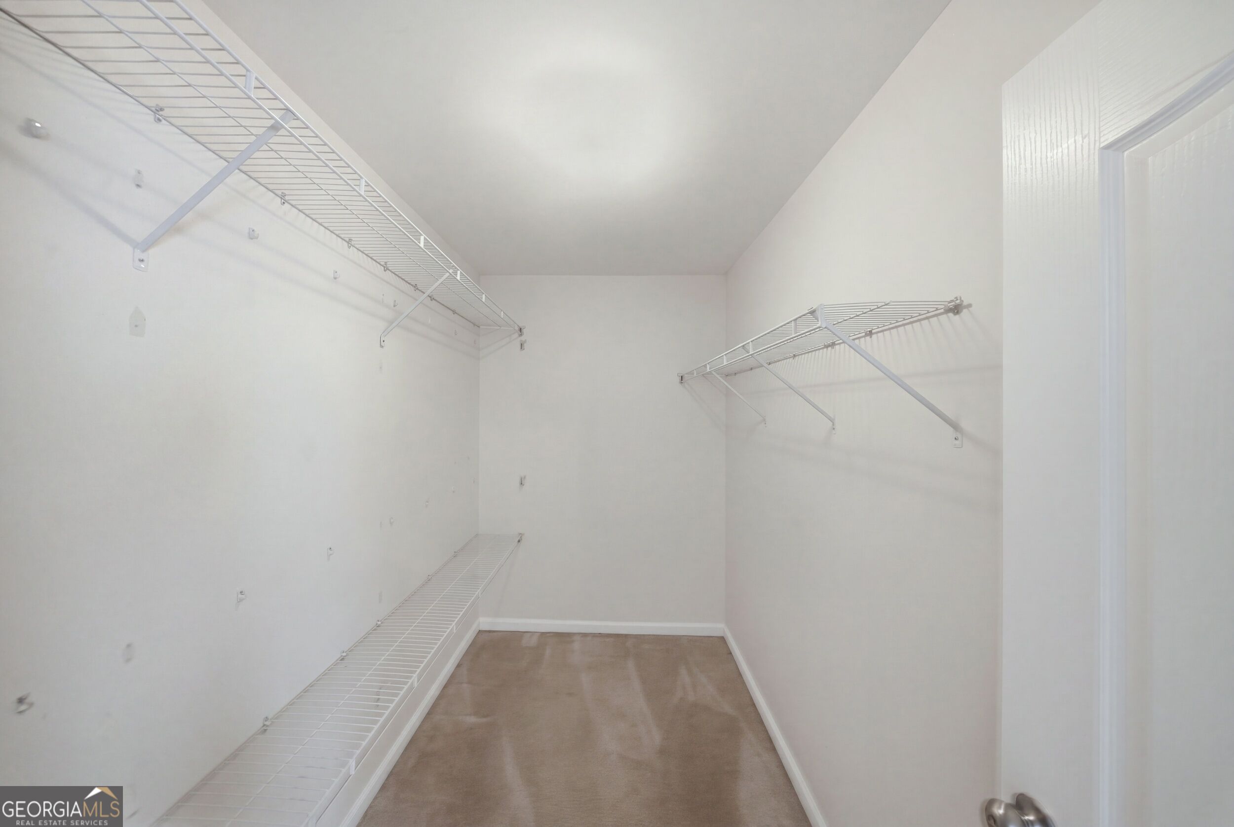 177 Revolutionary Drive Property Photo 14