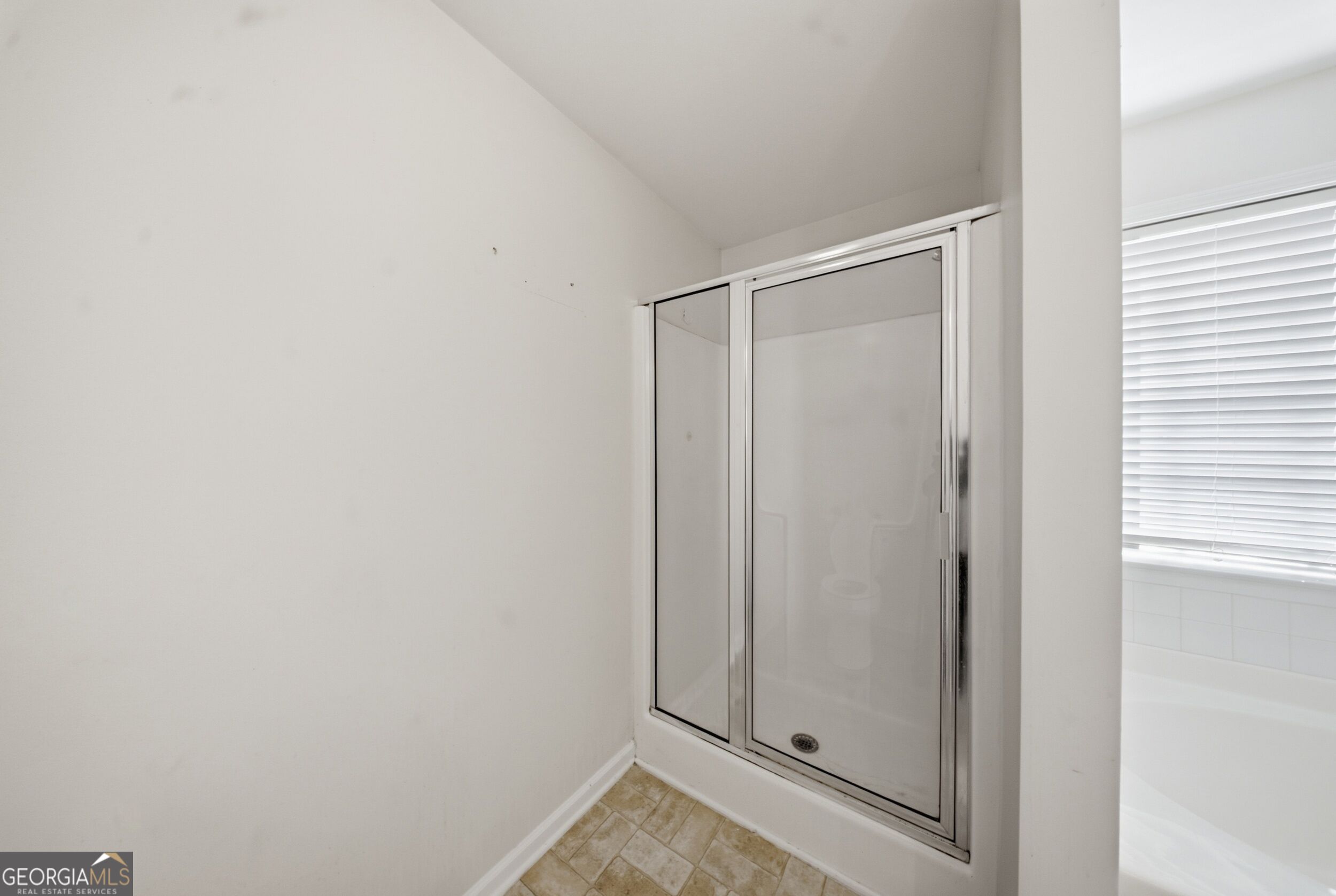 177 Revolutionary Drive Property Photo 16
