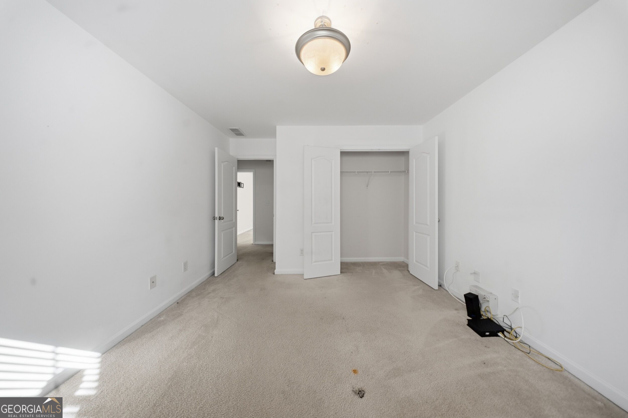 177 Revolutionary Drive Property Photo 21