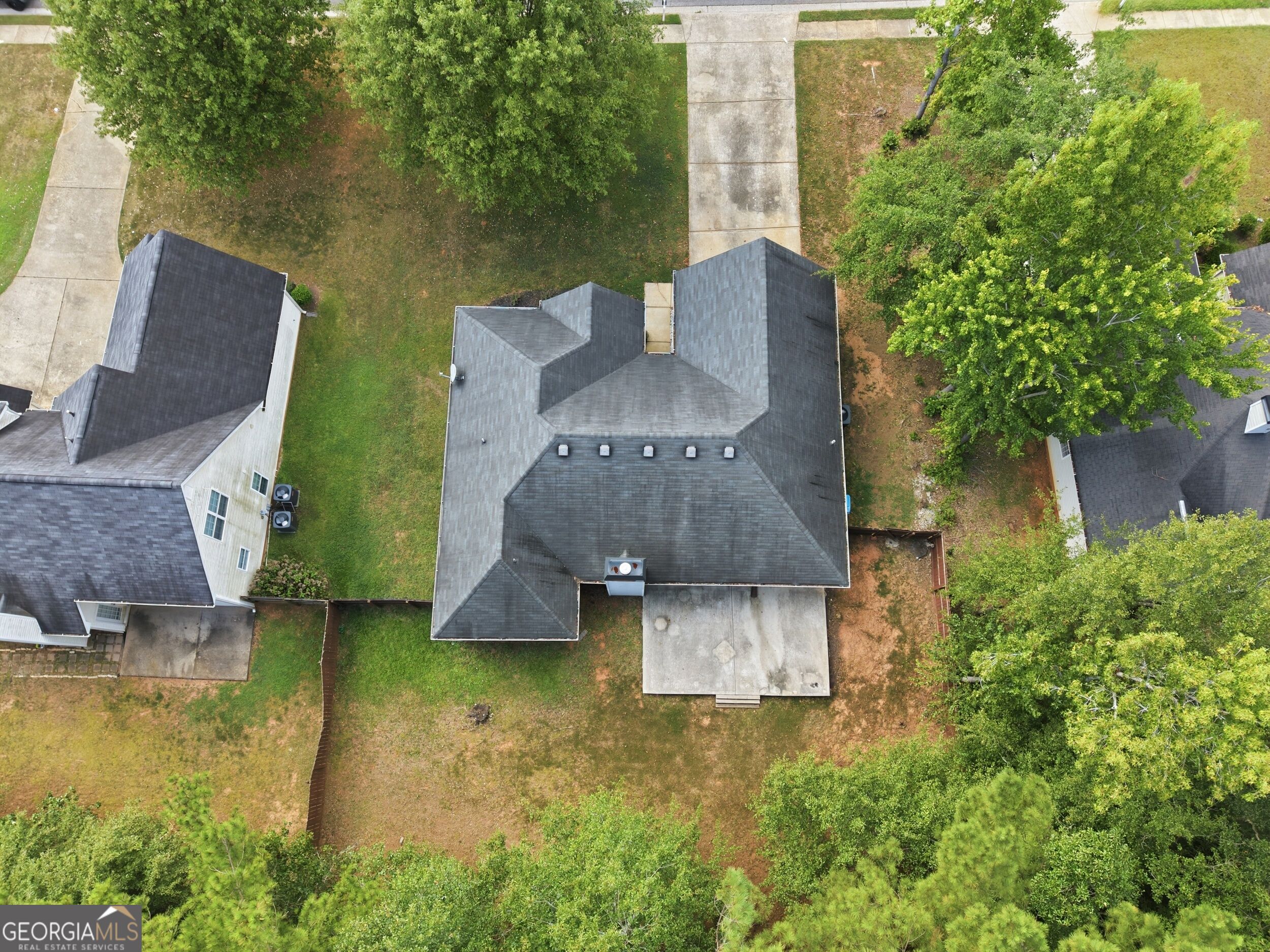 177 Revolutionary Drive Property Photo 28