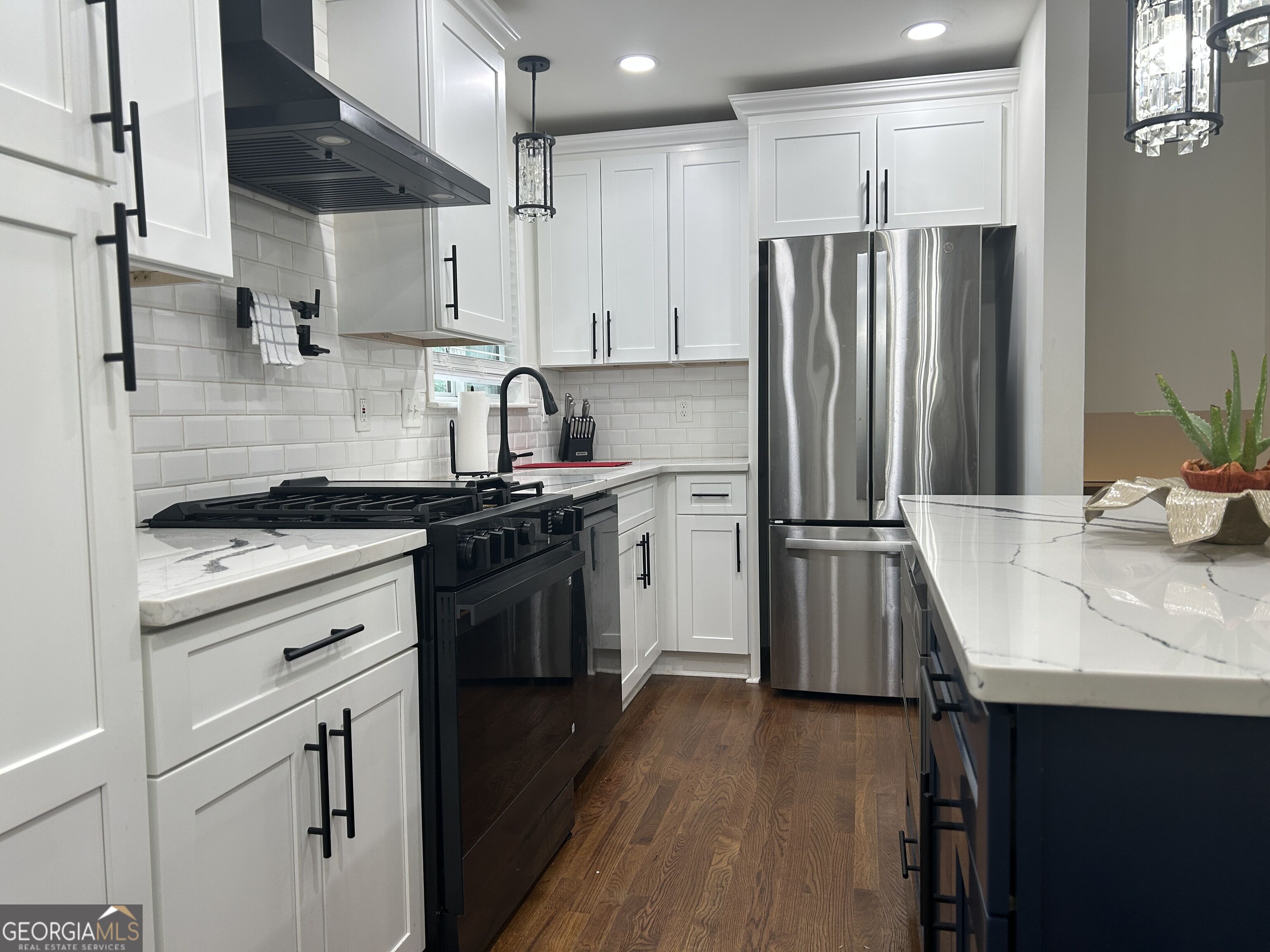 3278 Amhurst Drive Nw Property Photo 4