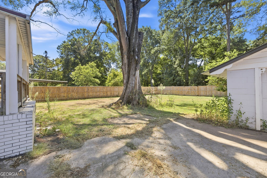 313 Glen Iris Drive Property Photo 22