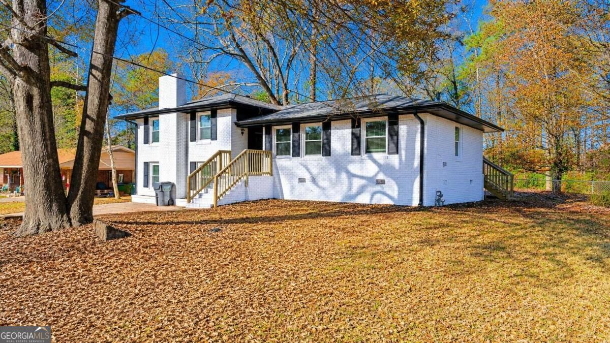 4675 Lincoln Way Sw Property Photo 2
