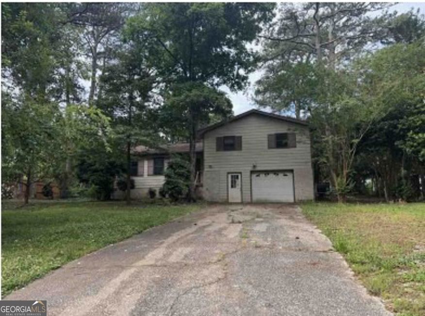3815 Willowbrook Drive Property Photo 1
