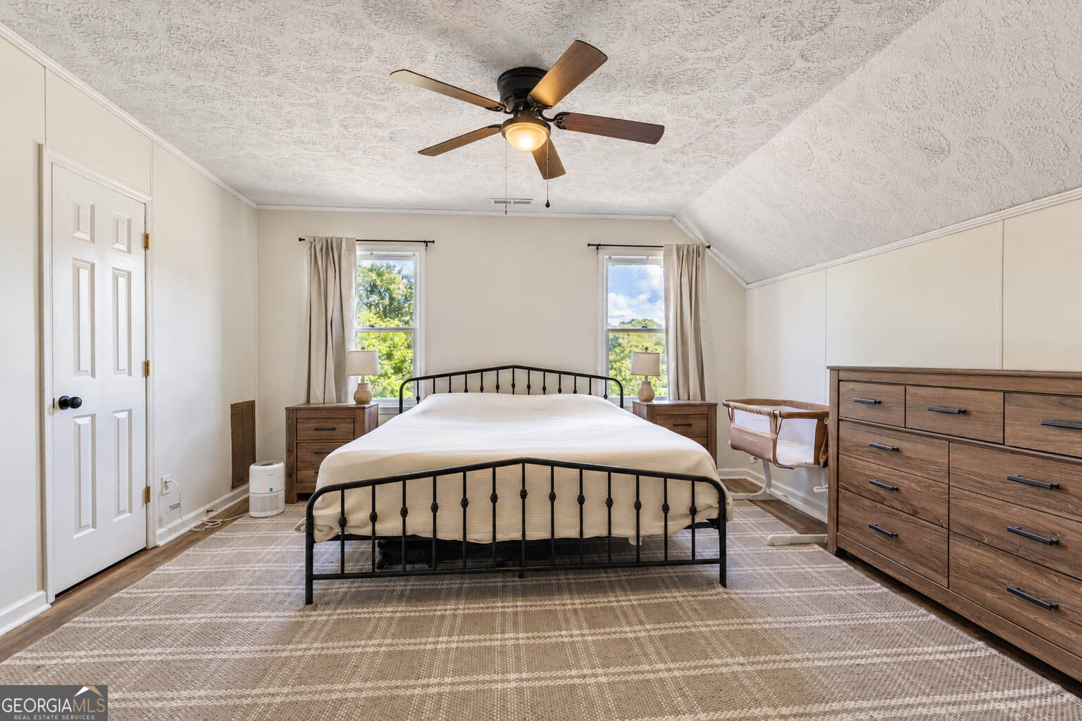 265 Oxford Street Property Photo 16