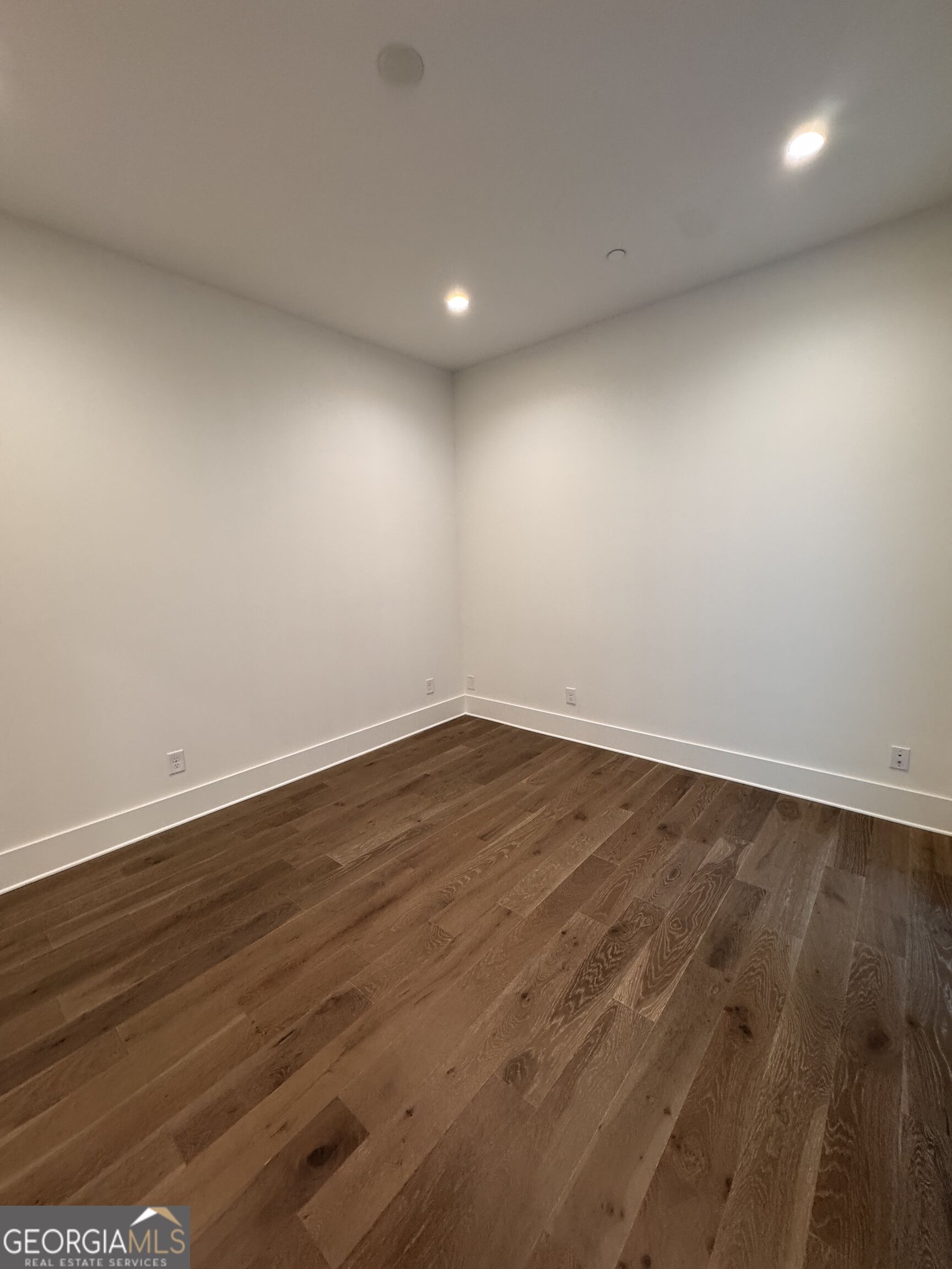 150 Glasgow Lane Property Photo 11