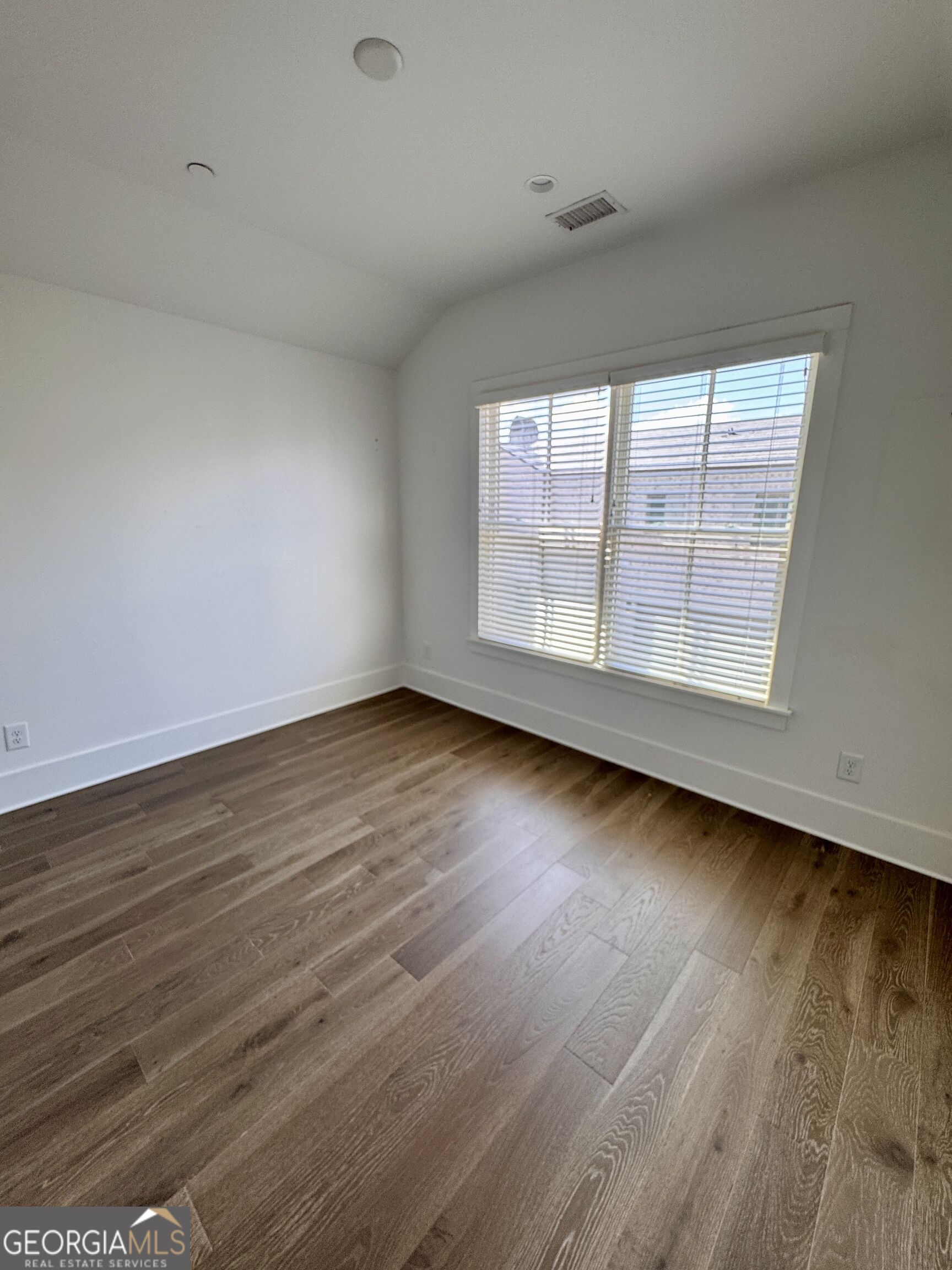 150 Glasgow Lane Property Photo 23