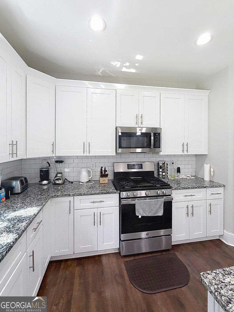 844 Pool Road Property Photo 18