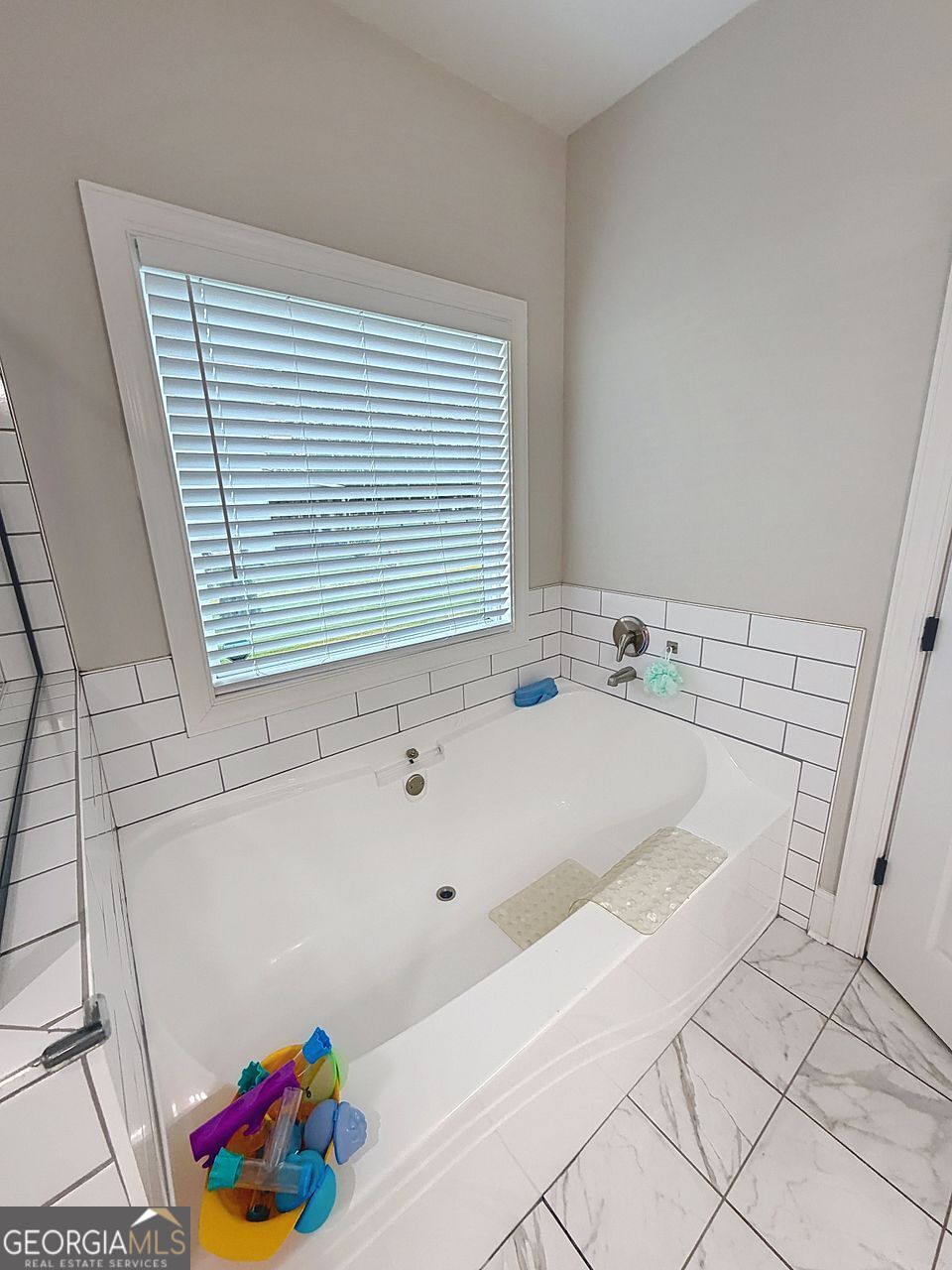 844 Pool Road Property Photo 32