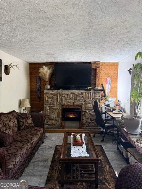 6495 Revena Drive Property Photo 8