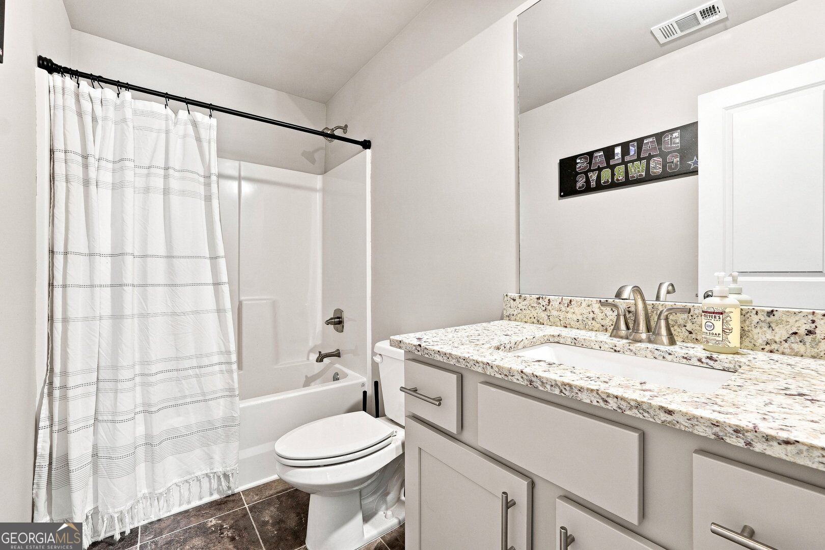 4052 Links Boulevard Property Photo 32