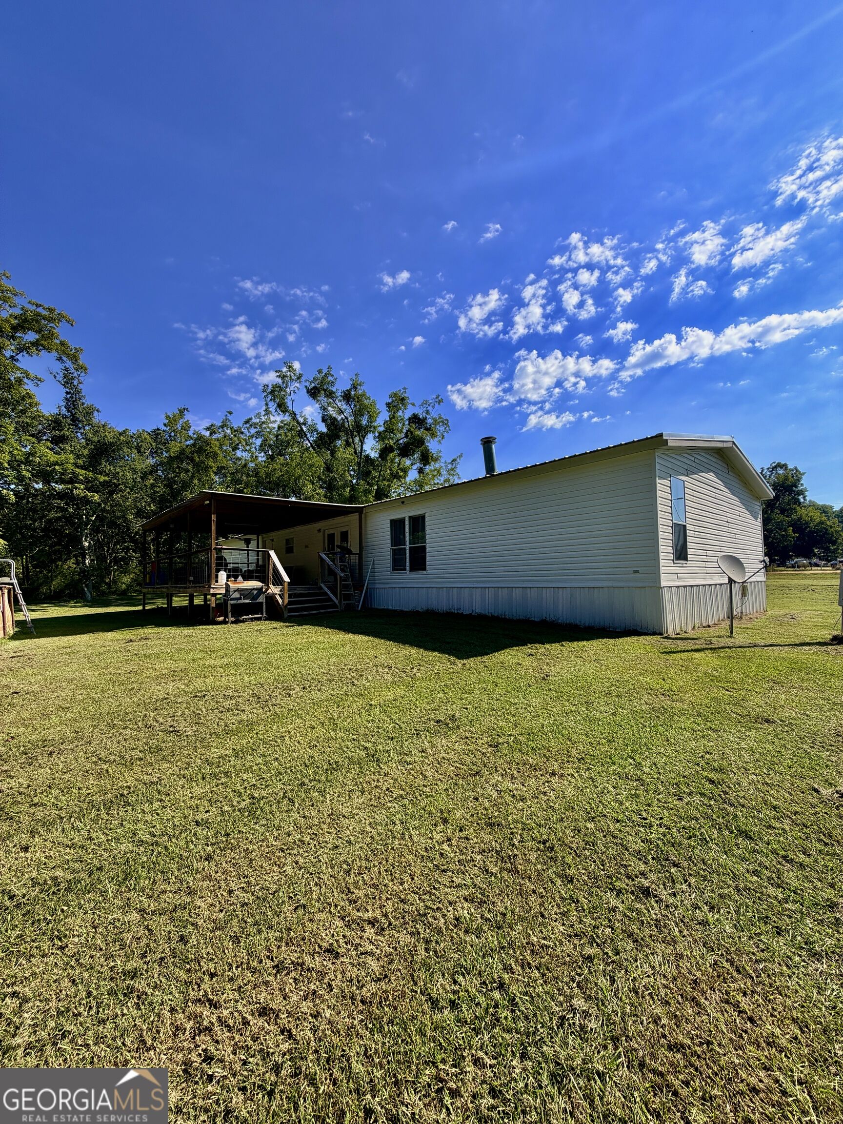 17979 Kermit Road Property Photo 7