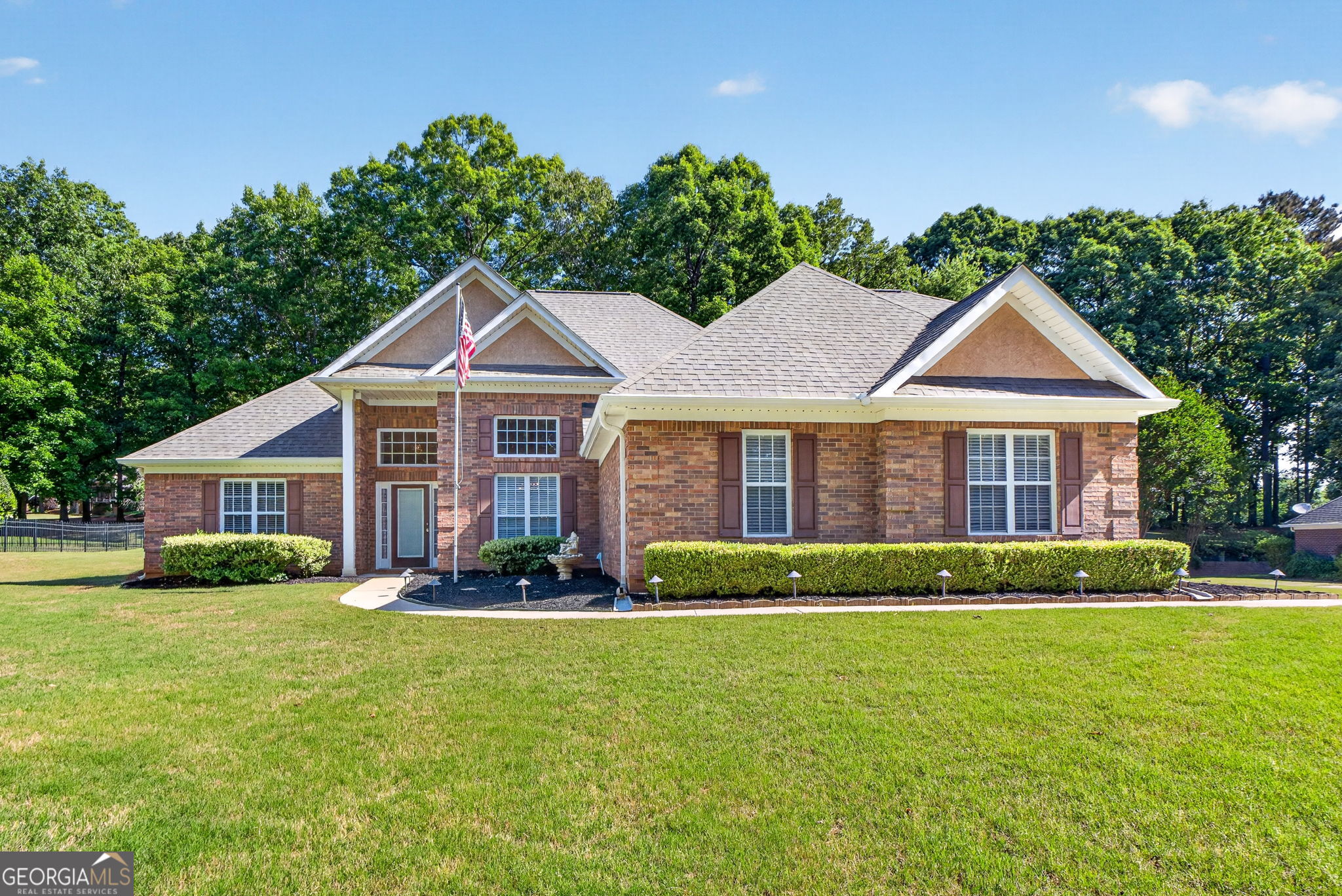 1625 Lake Dow Road Property Photo 3