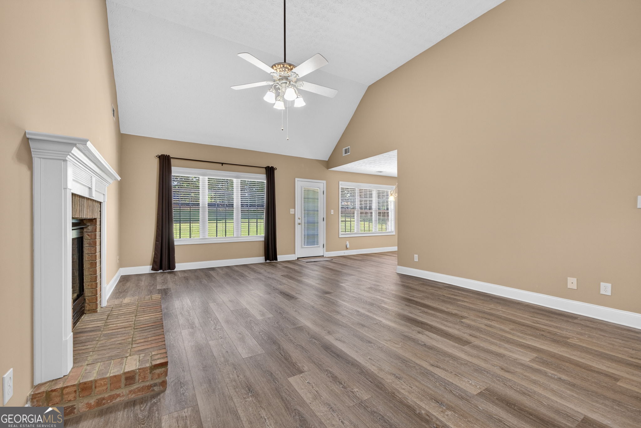 1625 Lake Dow Road Property Photo 8