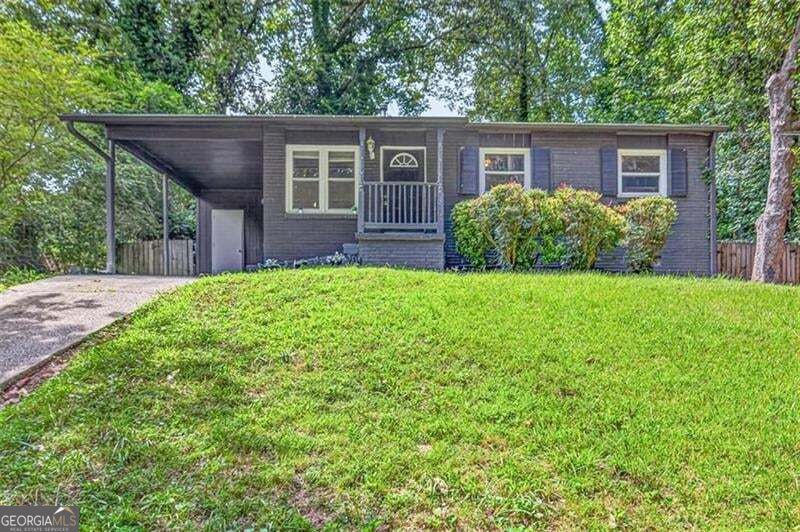 852 Alfred Road Nw Property Photo 1