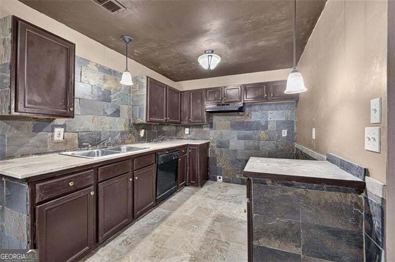 852 Alfred Road Nw Property Photo 2
