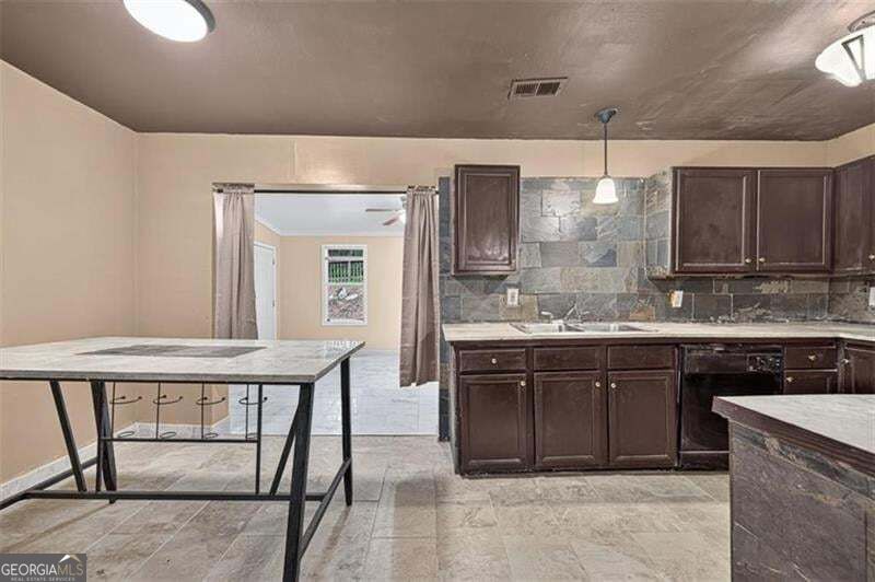 852 Alfred Road Nw Property Photo 16