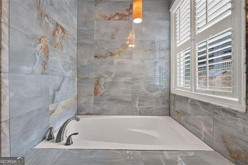 852 Alfred Road Nw Property Photo 35