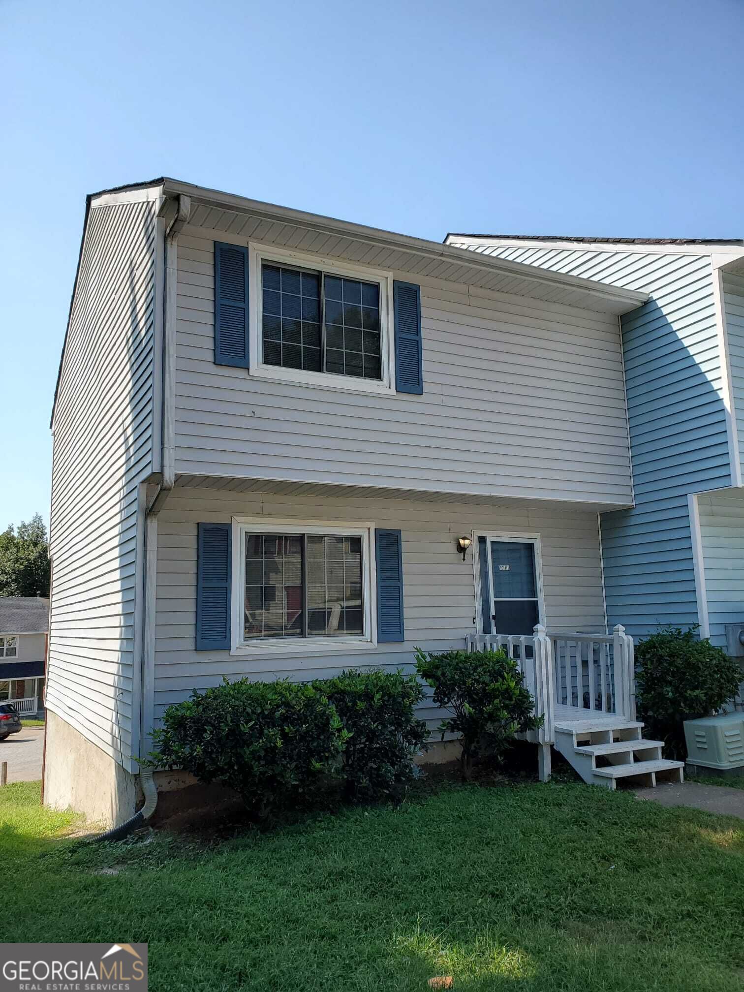 7011 Oakhill Circle Property Photo 1