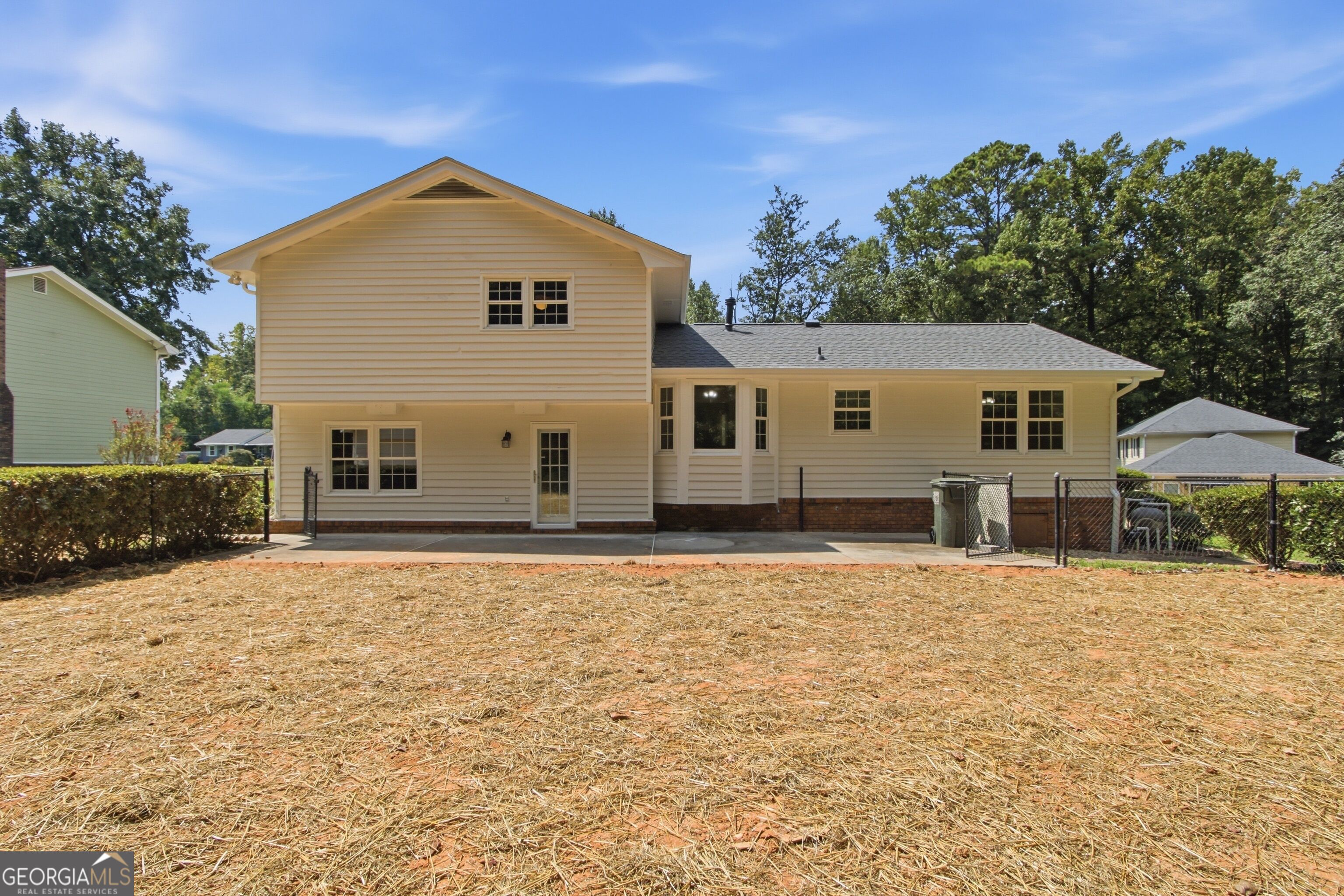 3662 Sweet Briar Lane Se Property Photo 5