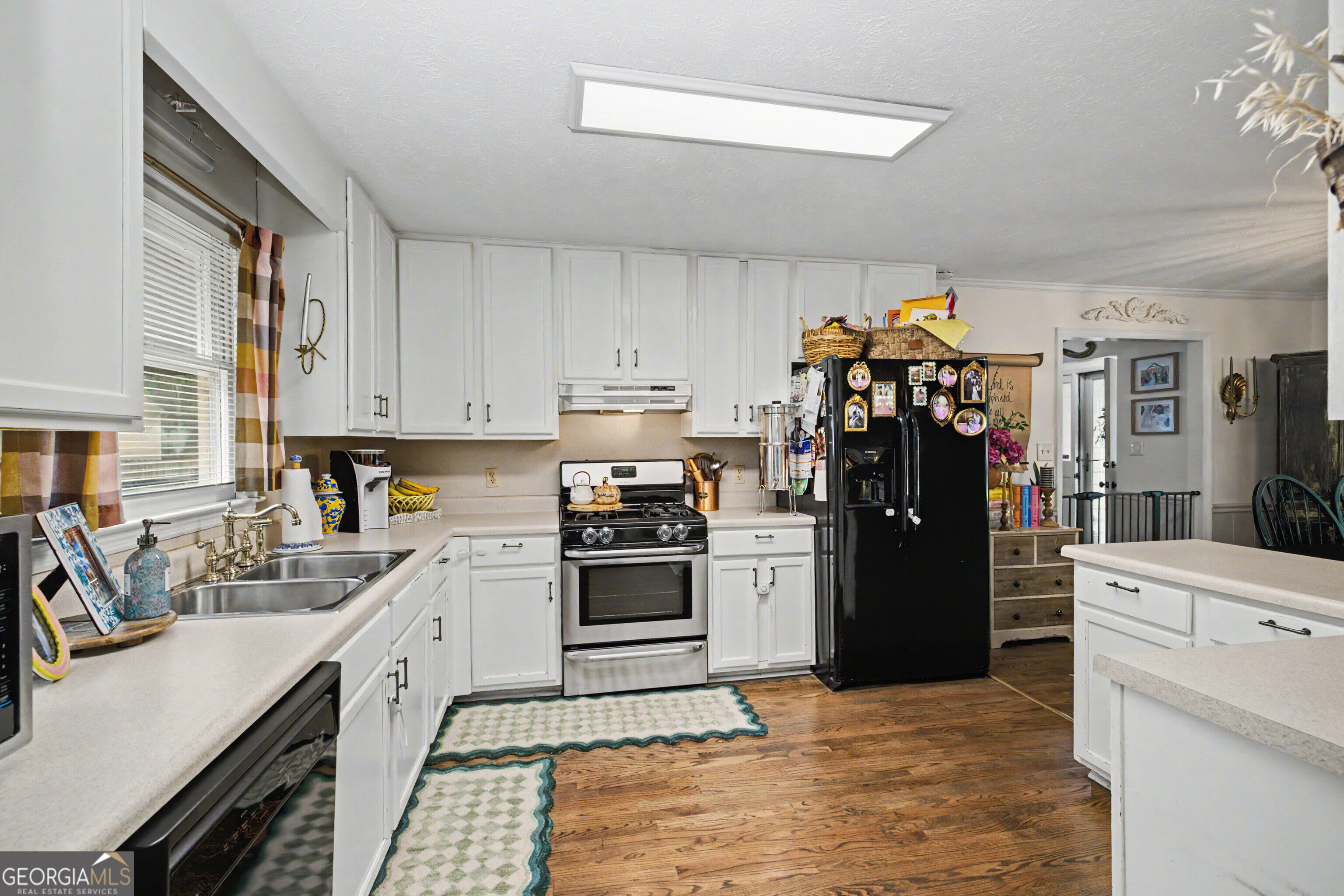 1728 Honeybee Creek Drive Property Photo 12