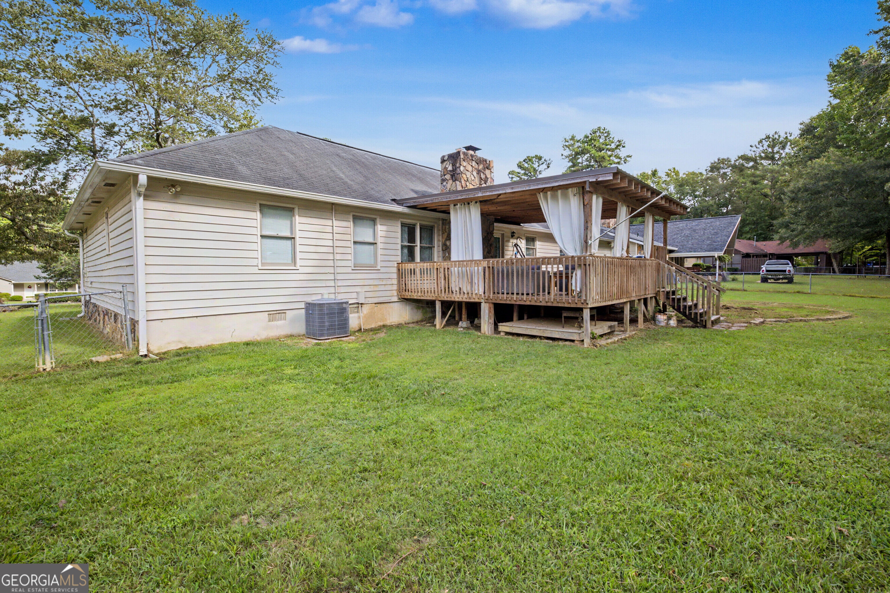 1728 Honeybee Creek Drive Property Photo 25