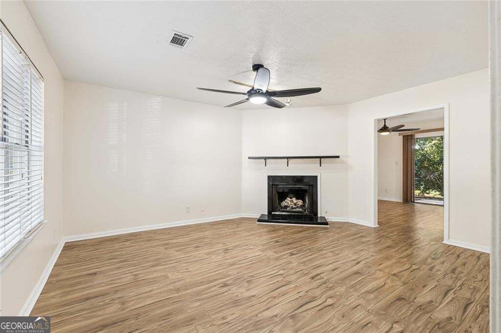 101 Vineyard Pond Drive Nw Property Photo 3