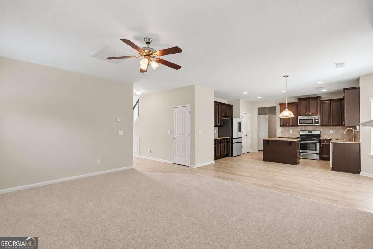 455 Silver Oak Drive Property Photo 12