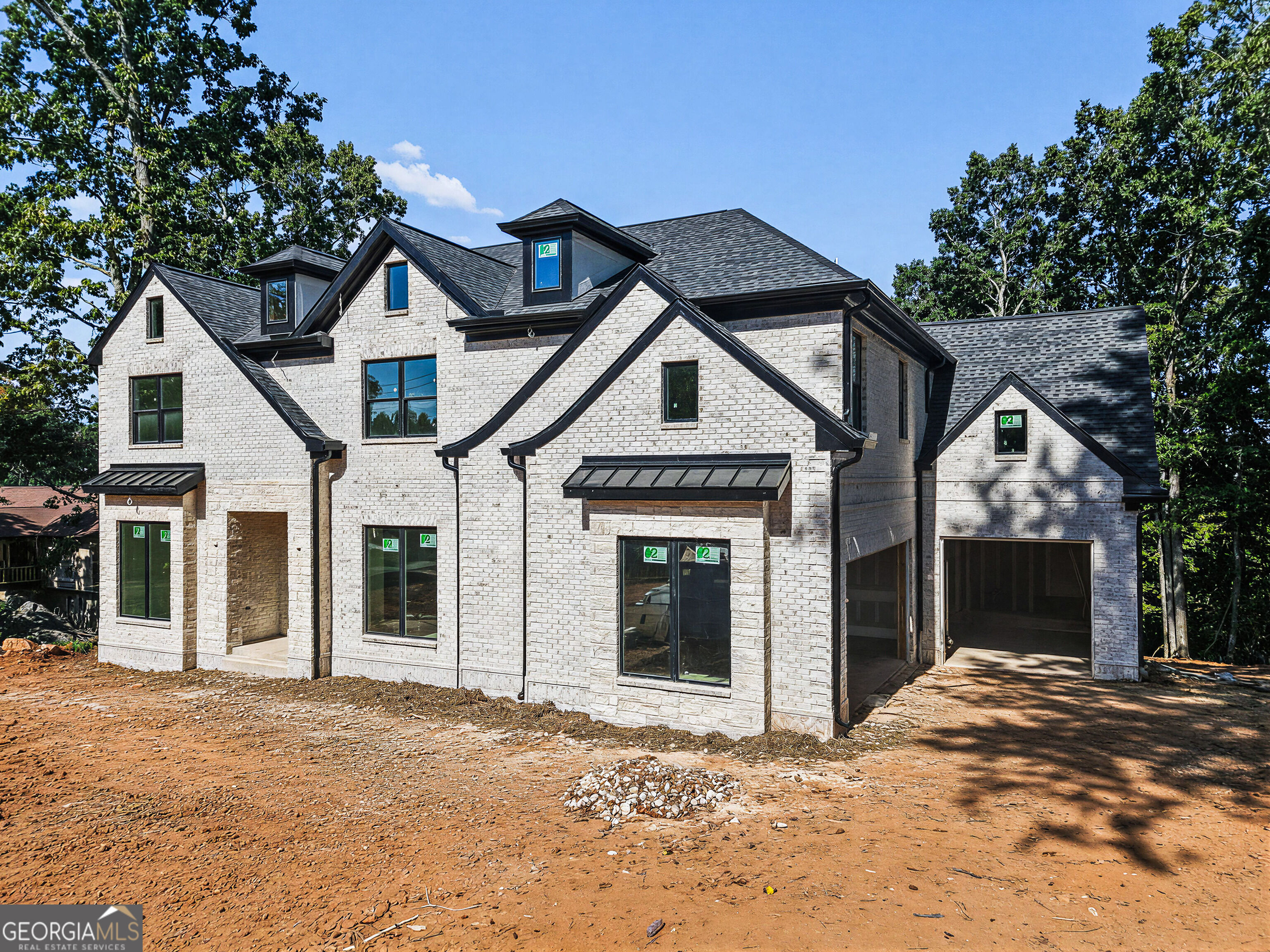 1728 Plunketts Road Property Photo 3