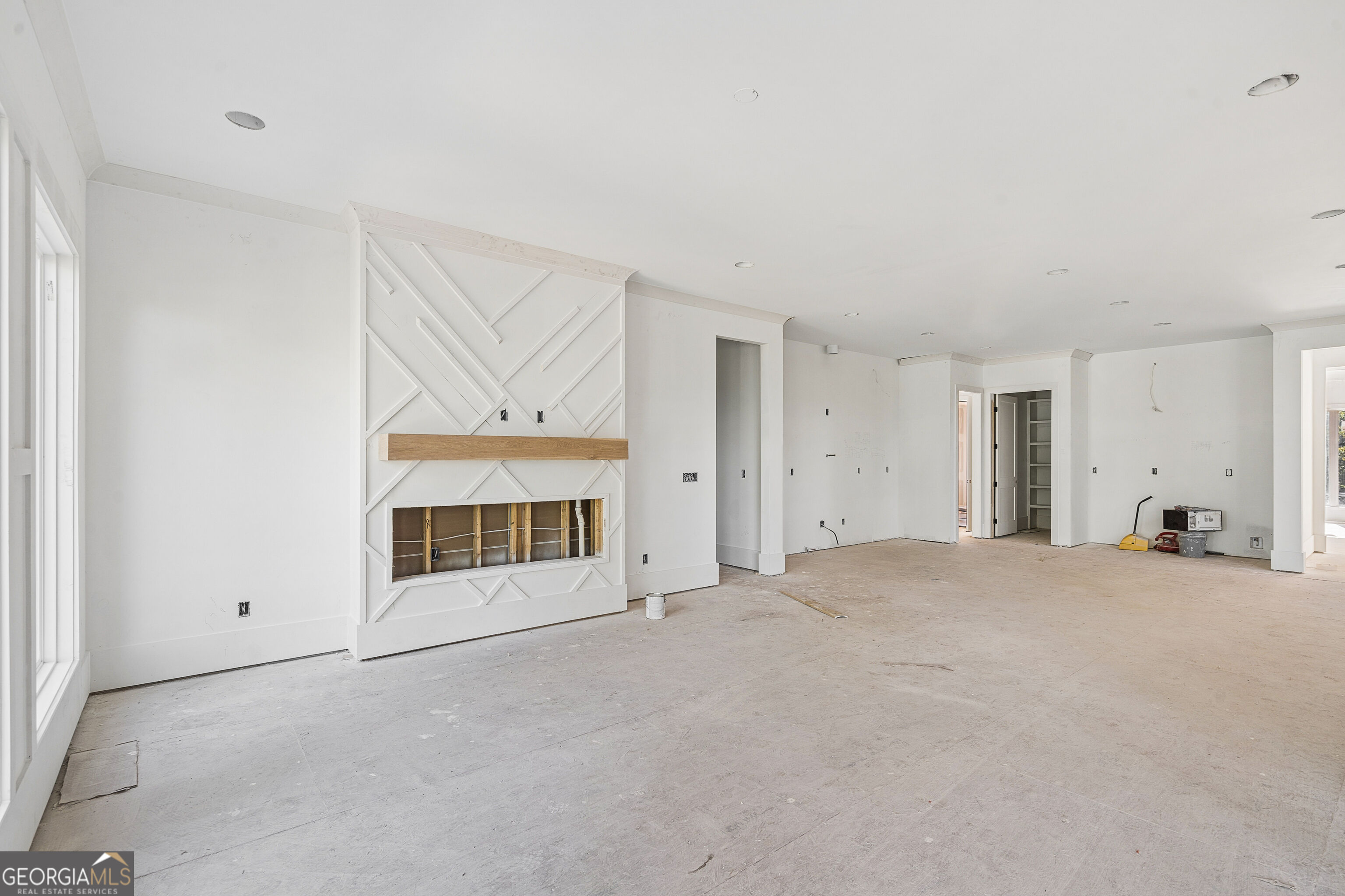1728 Plunketts Road Property Photo 14