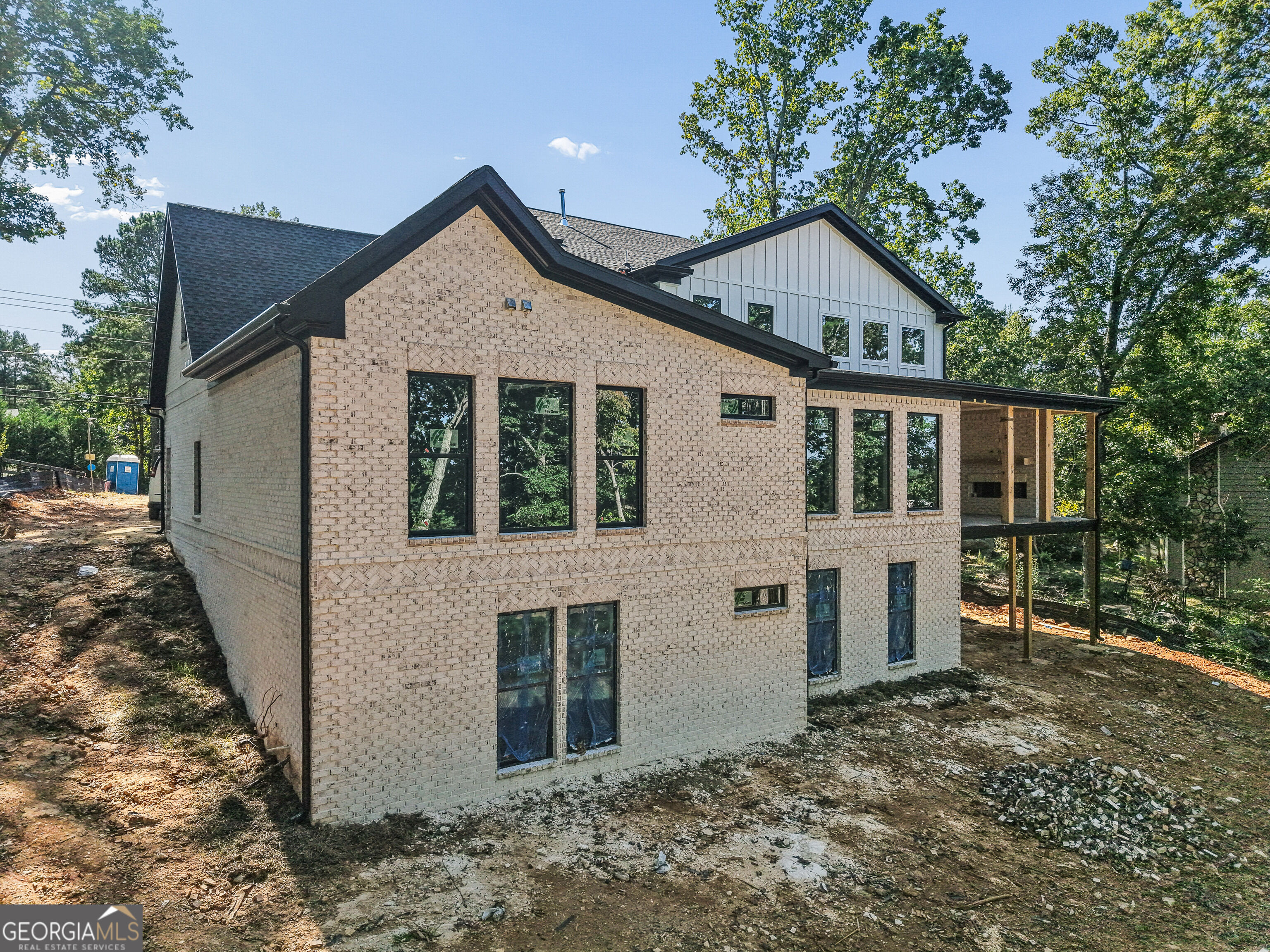 1728 Plunketts Road Property Photo 35