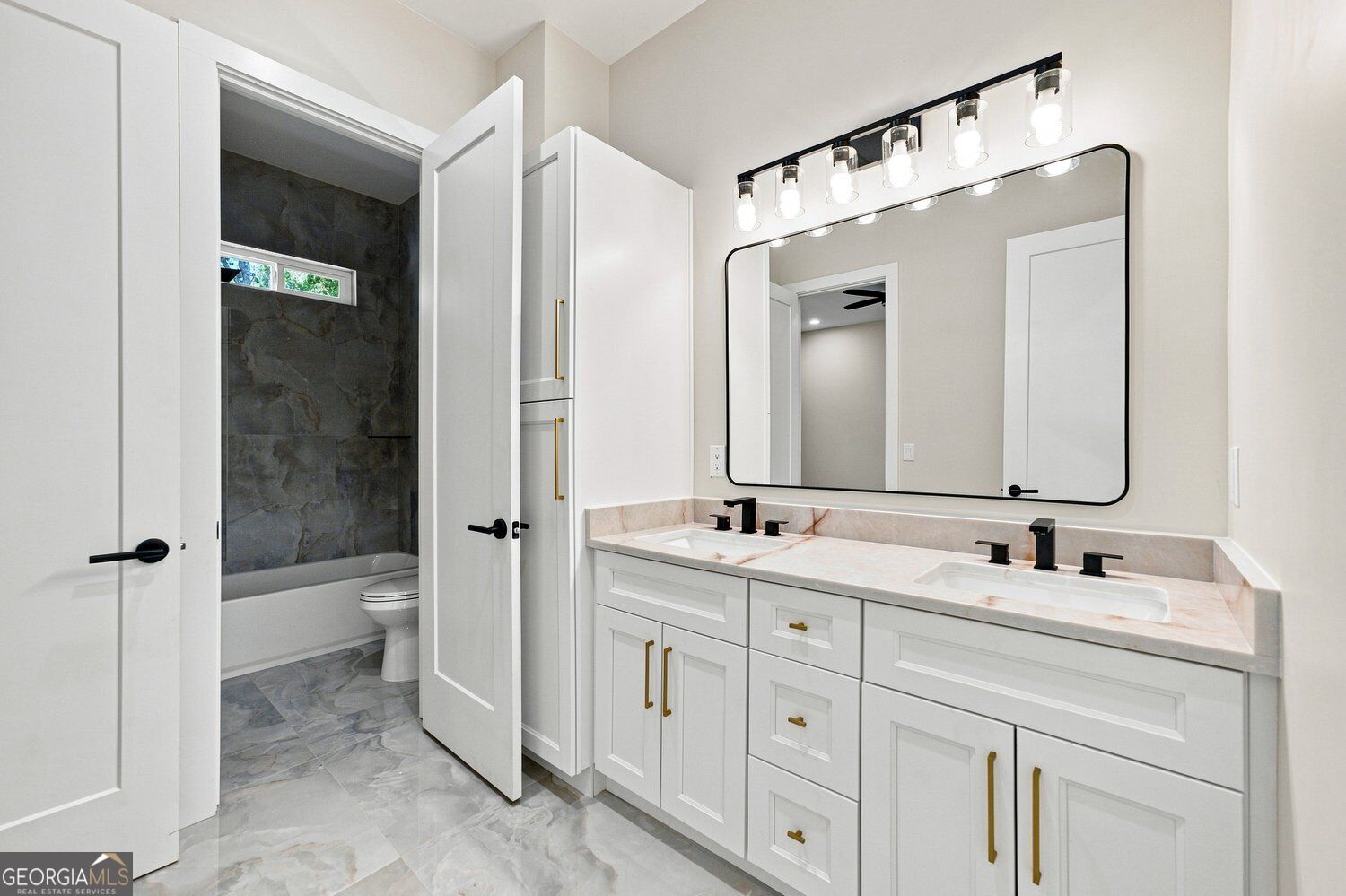 2545 Aniki Bee Drive Property Photo 34
