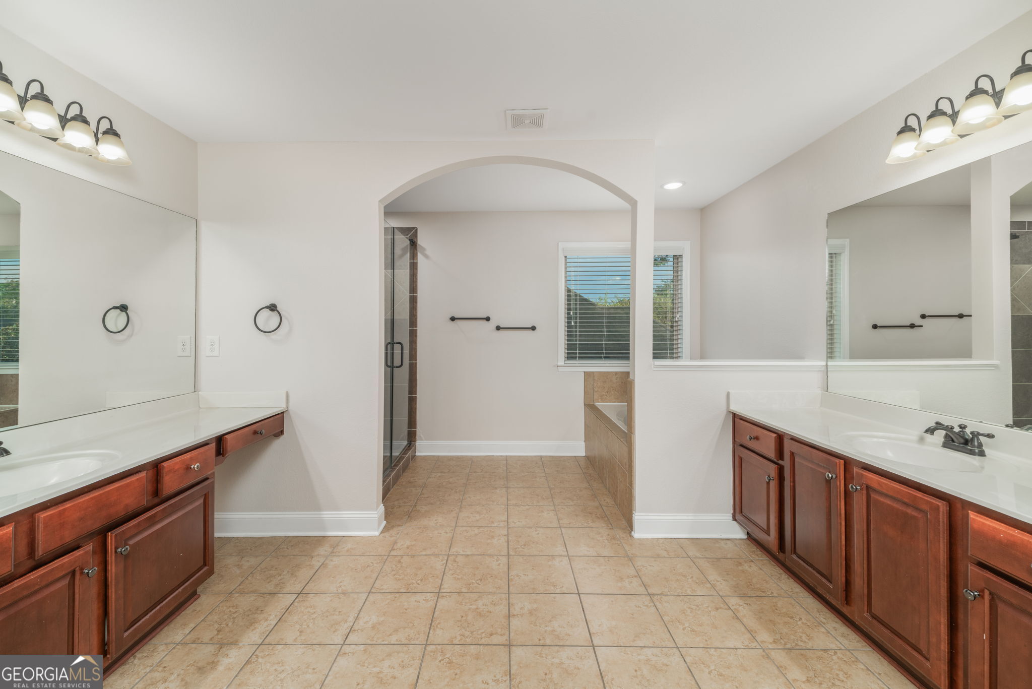 102 Black Hawke Lane Property Photo 46