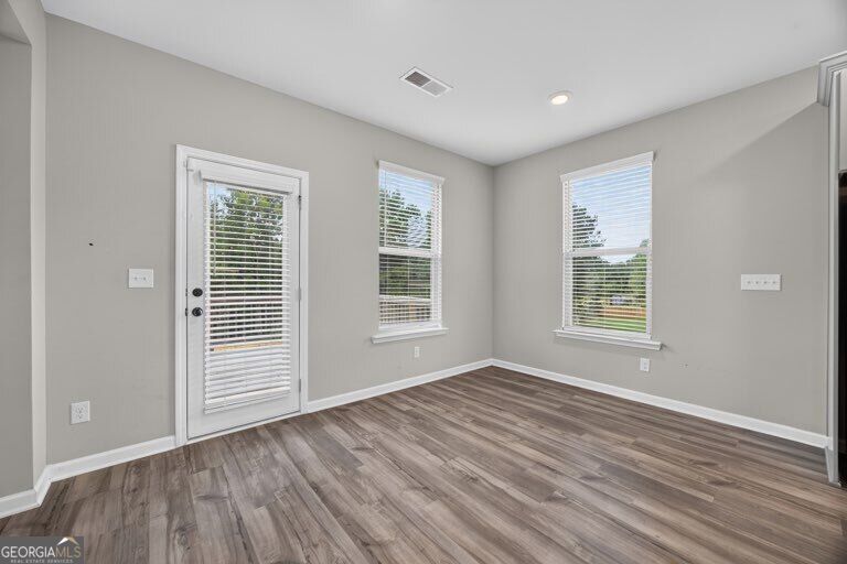 161 Donovan Avenue Property Photo 7