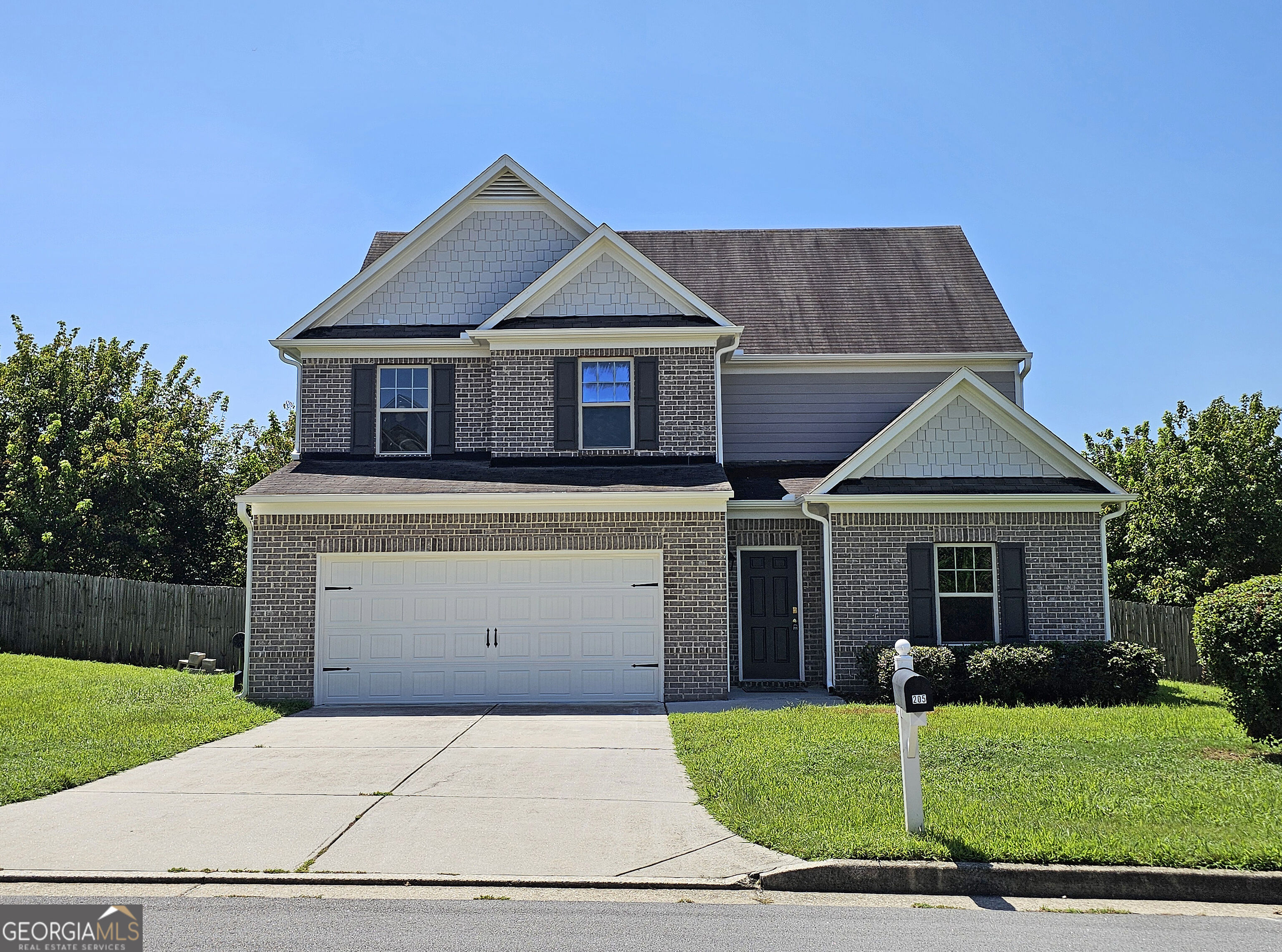 205 Aberdeen Way Property Photo 1