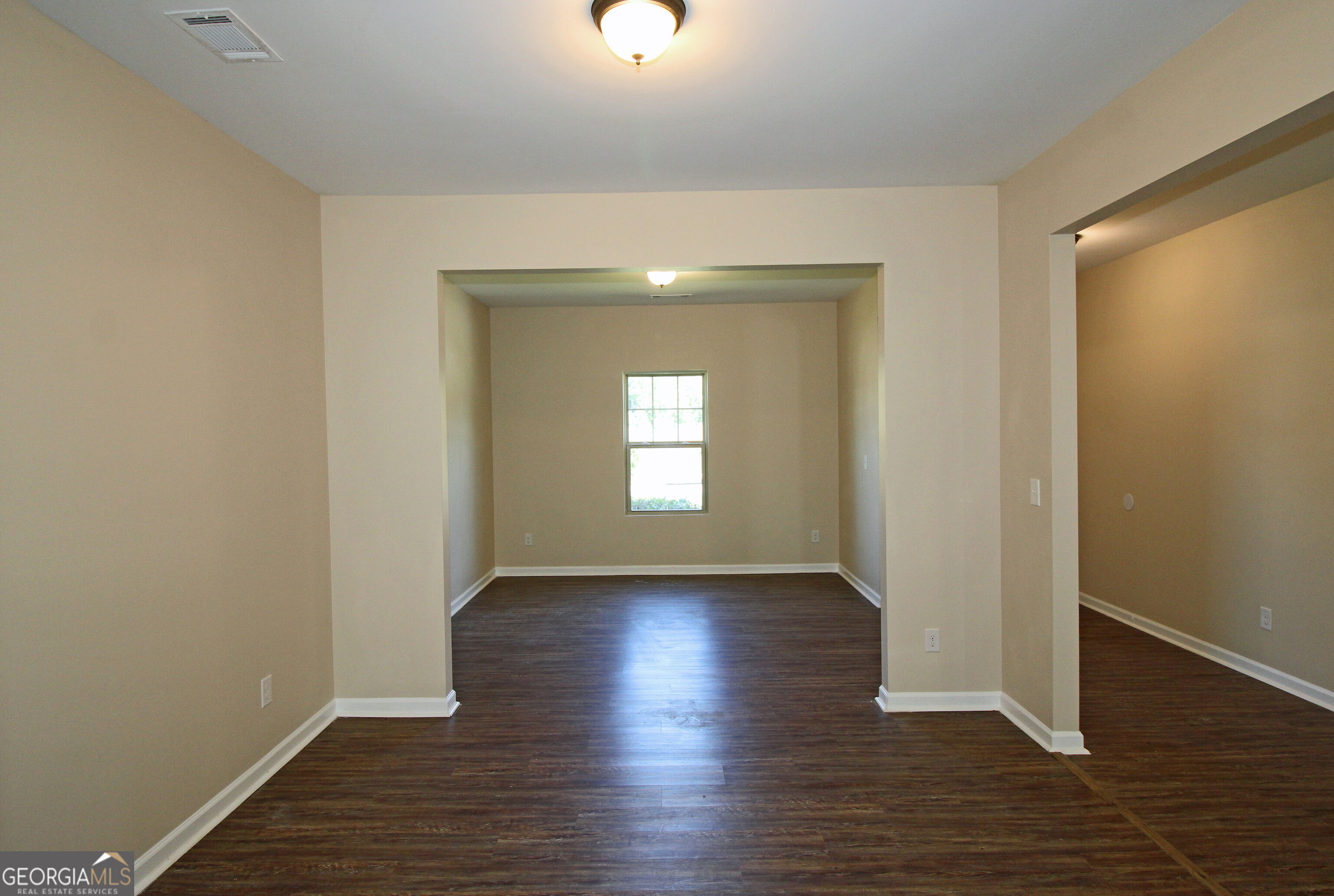 205 Aberdeen Way Property Photo 6