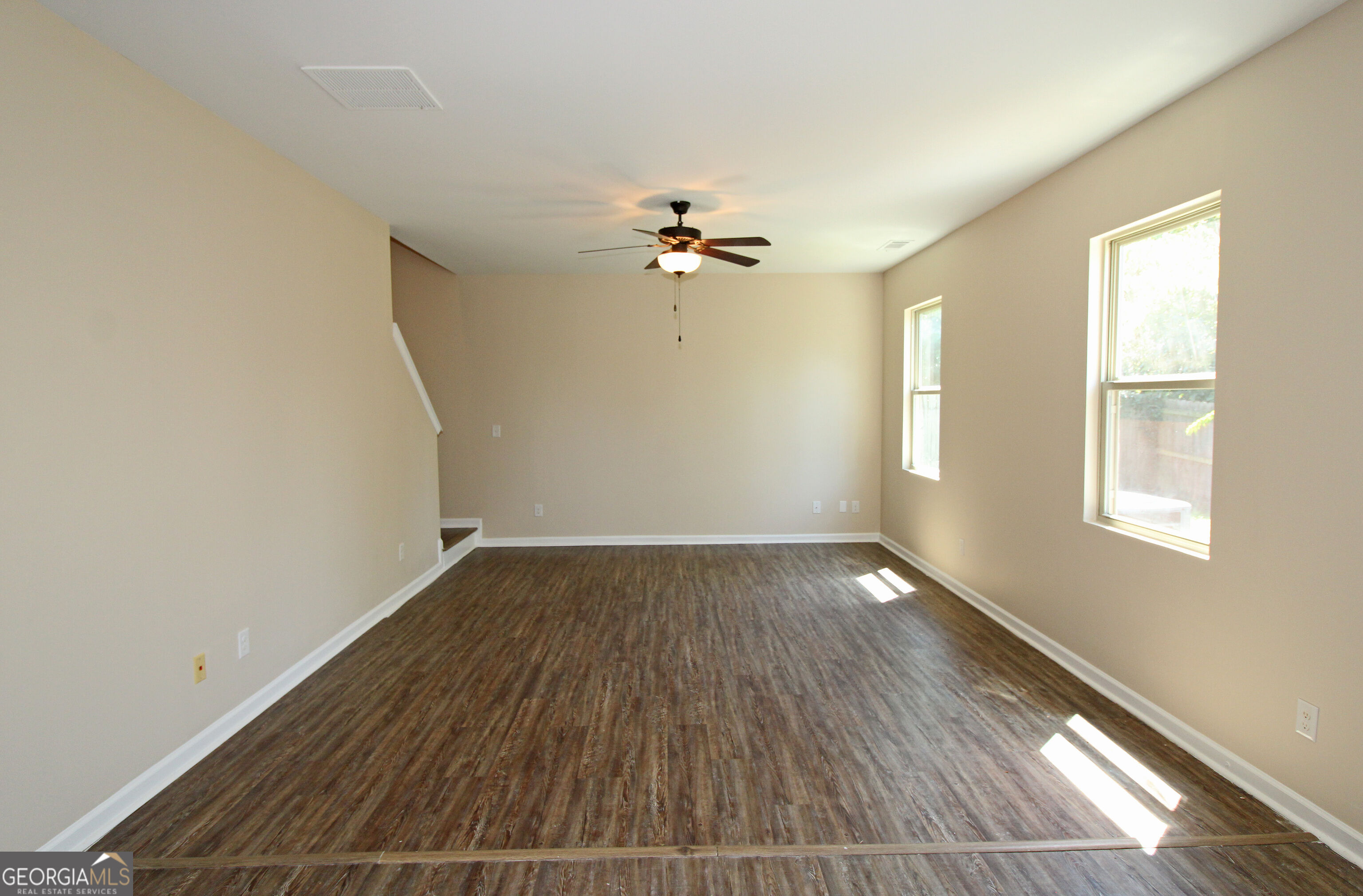 205 Aberdeen Way Property Photo 11