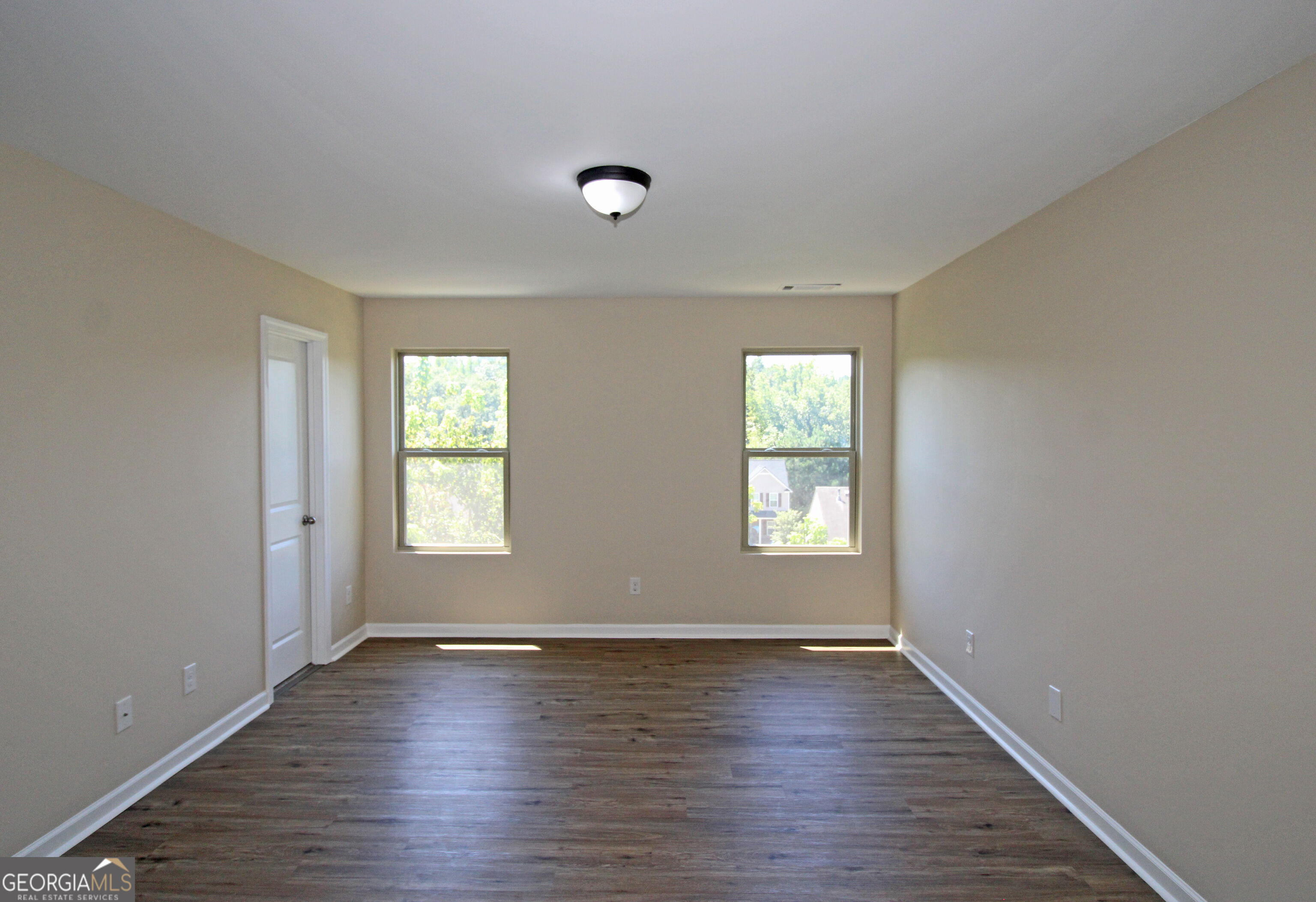 205 Aberdeen Way Property Photo 13