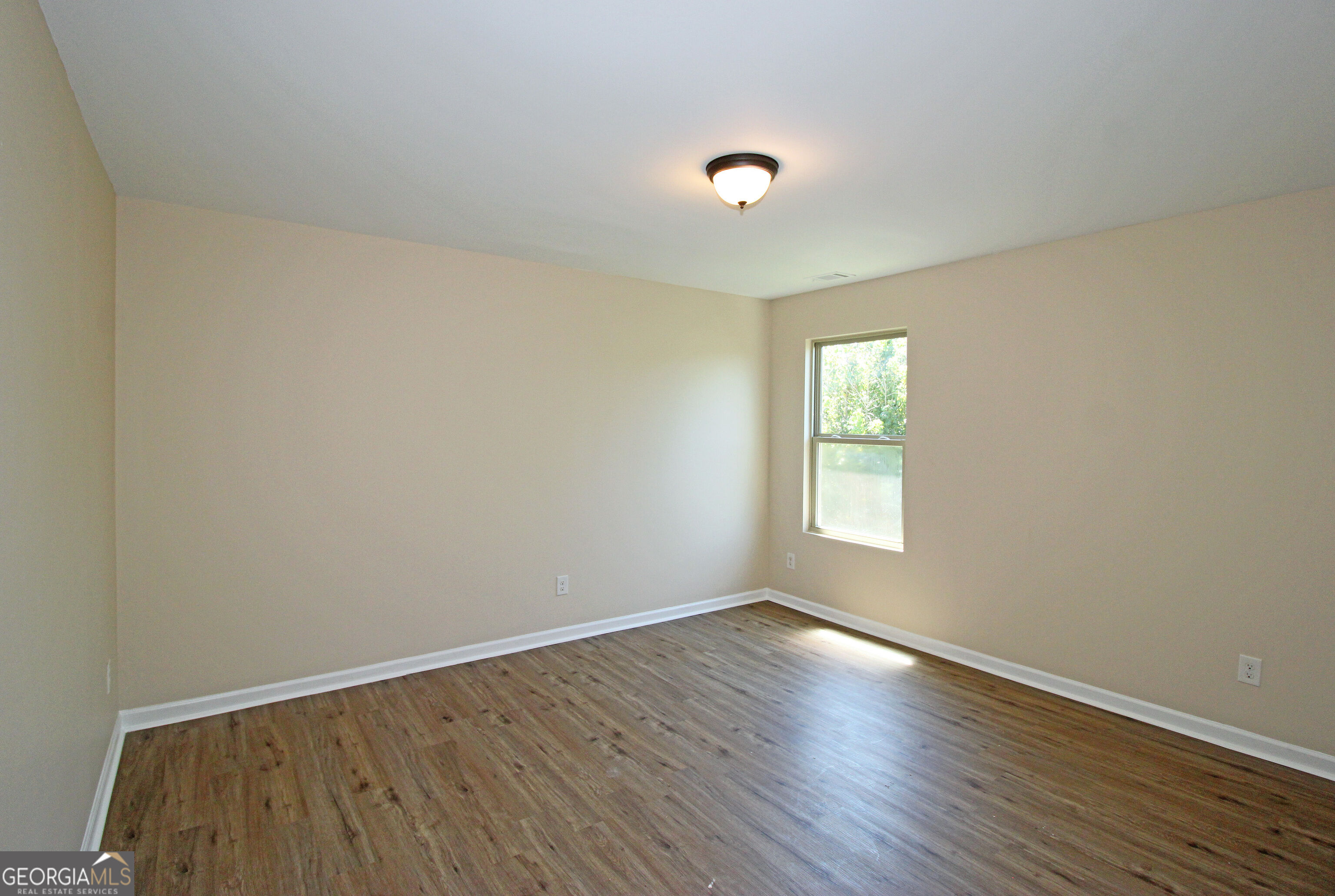 205 Aberdeen Way Property Photo 18