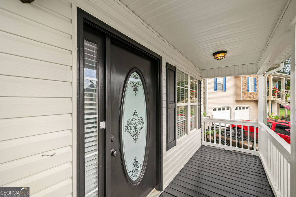 17 Rocky Avenue Nw Property Photo 2