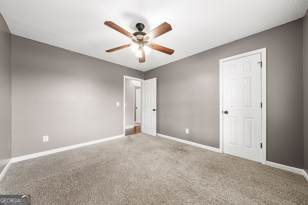17 Rocky Avenue Nw Property Photo 17