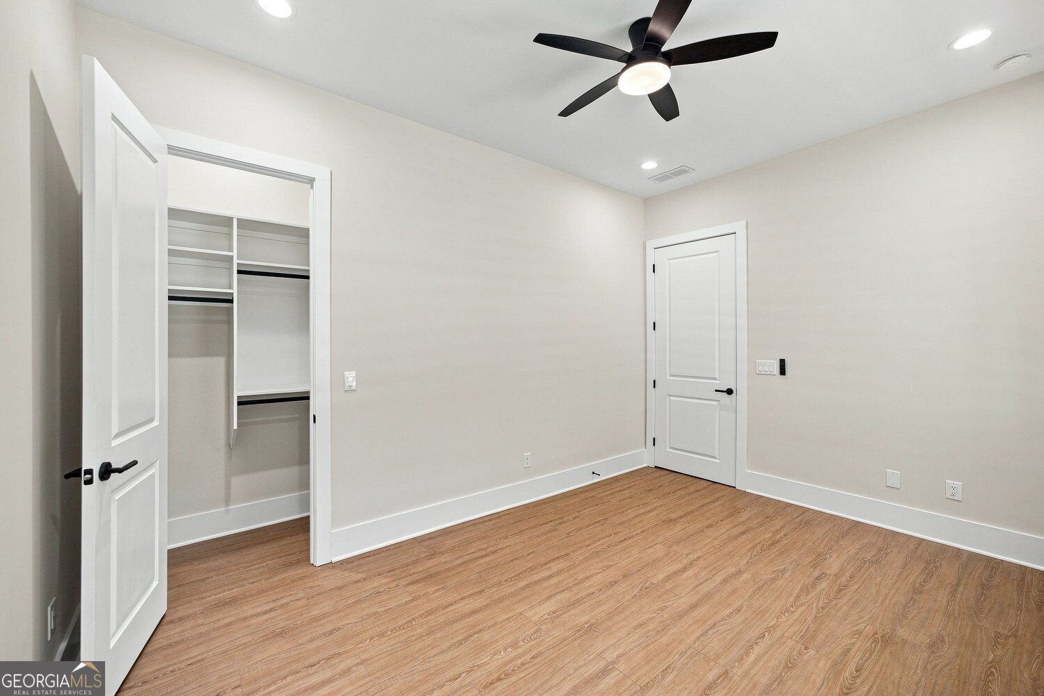 2541 Aniki Bee Drive Property Photo 19