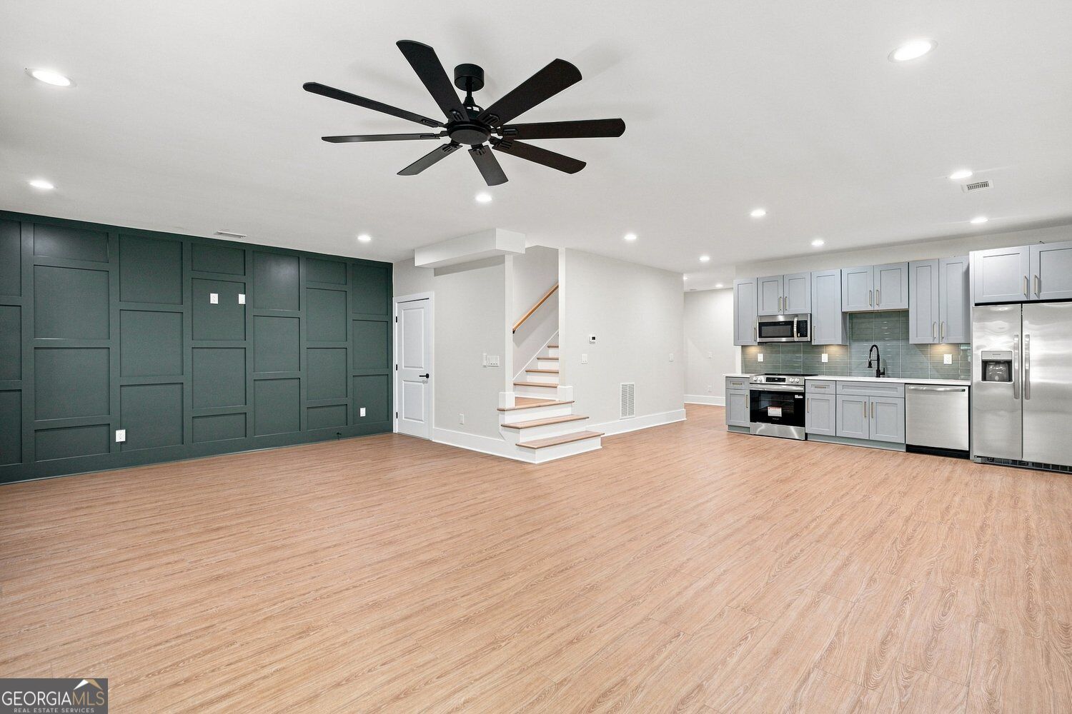 2541 Aniki Bee Drive Property Photo 29