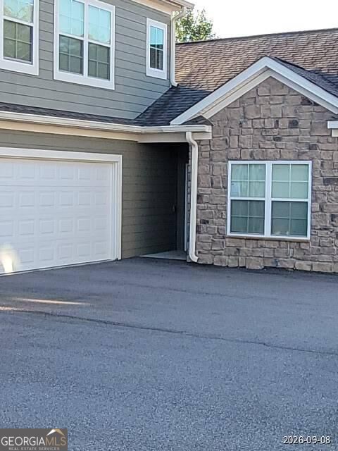 1163 Brookstone Way Property Photo 3