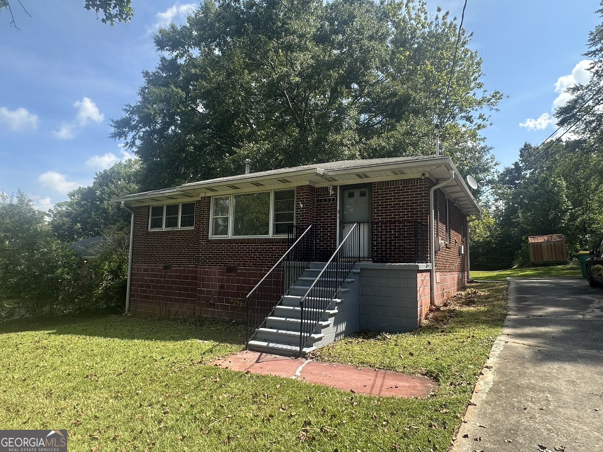 5632 Ash Street Property Photo 1