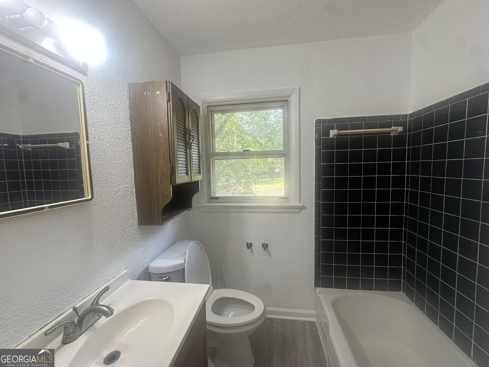 5632 Ash Street Property Photo 11