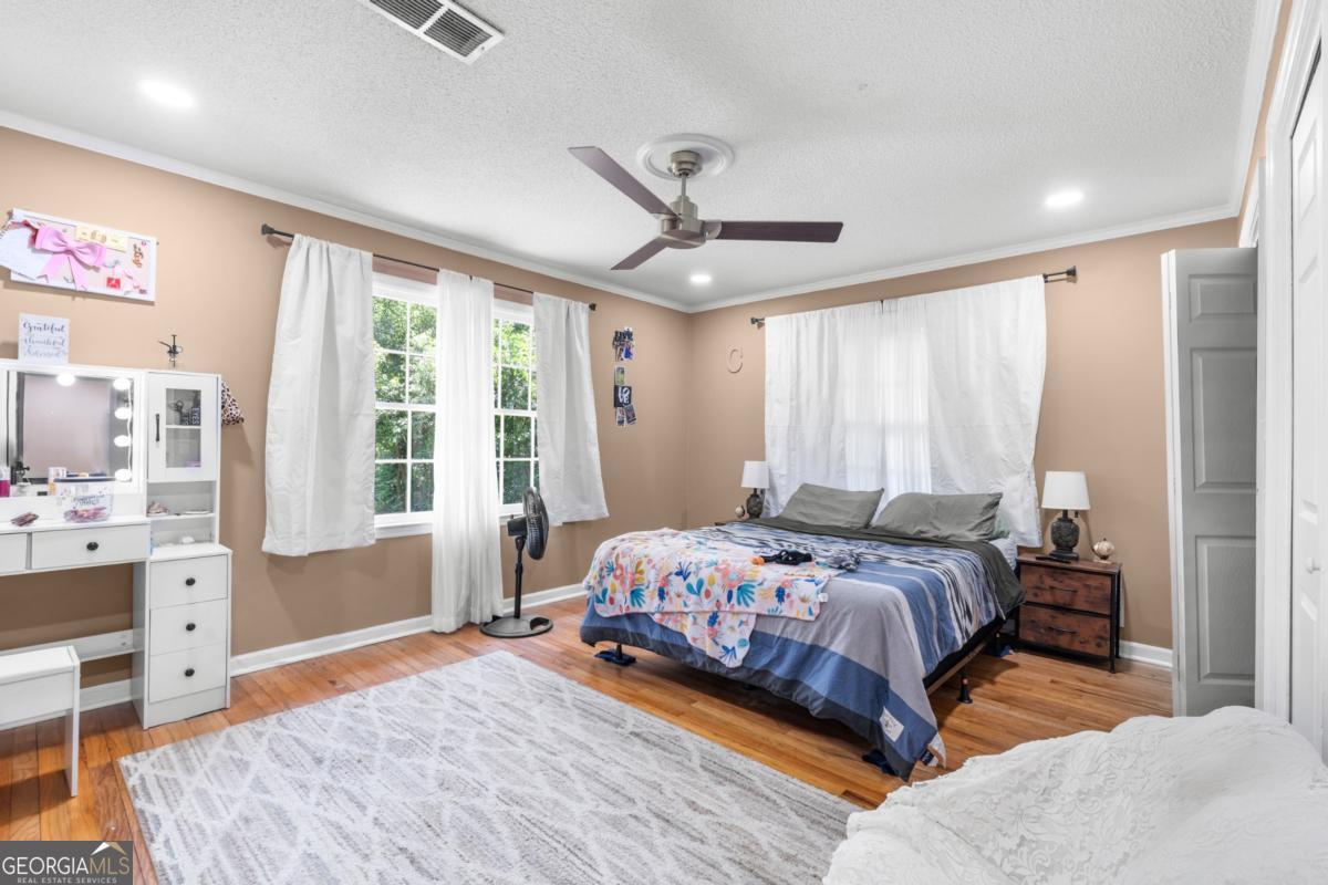 118 Lee Street Property Photo 14